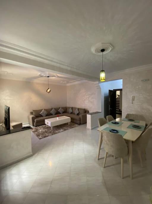 Appartement Au Centre-Ville De Tanger Nejma N°31 Eksteriør bilde