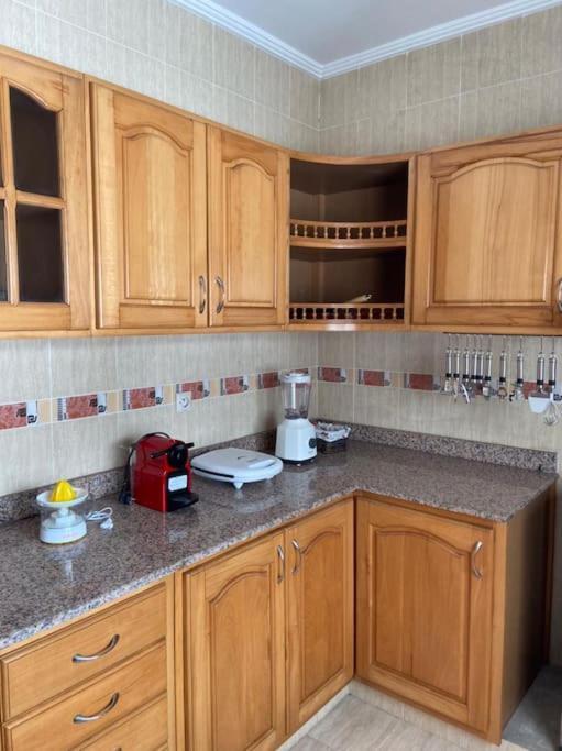 Appartement Au Centre-Ville De Tanger Nejma N°31 Eksteriør bilde